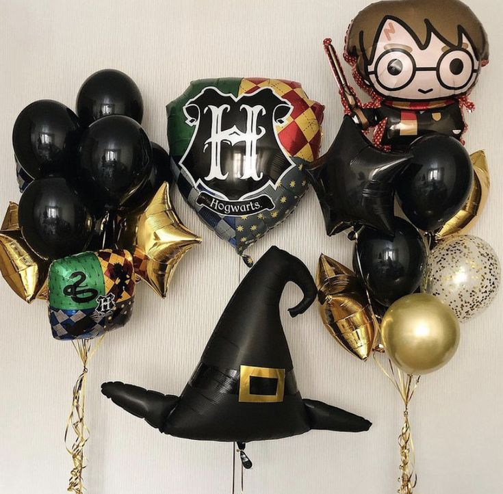 Helium Balloon Harry Potter Character and Flag, Witch Hate, Gold Black Star with Latex Helium Bunch Black, Clear with Confetti and Gold - Harry Potter-Themed Perfect for any Occasions