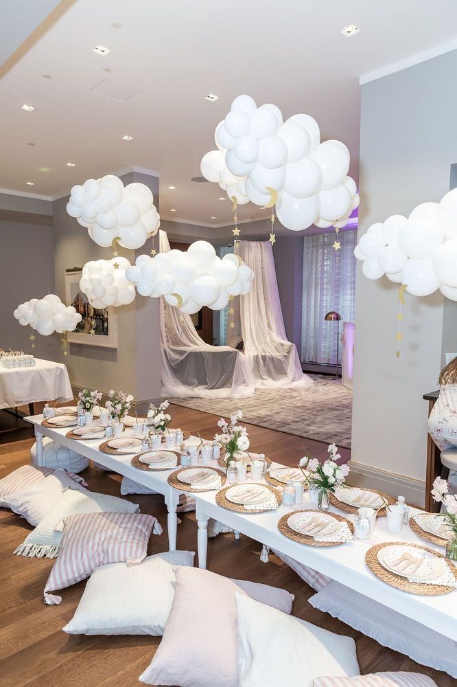 Customizable White Cloud Designed Balloon Centerpiece - Perfect for any Occasions