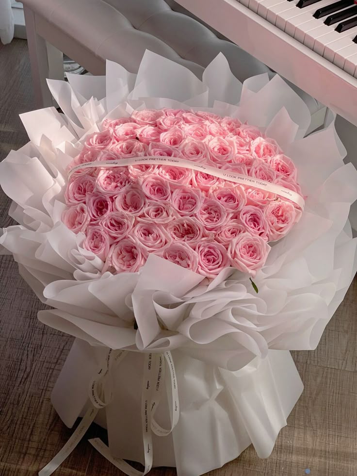 Pink Roses - Floral Fresh Bouquet