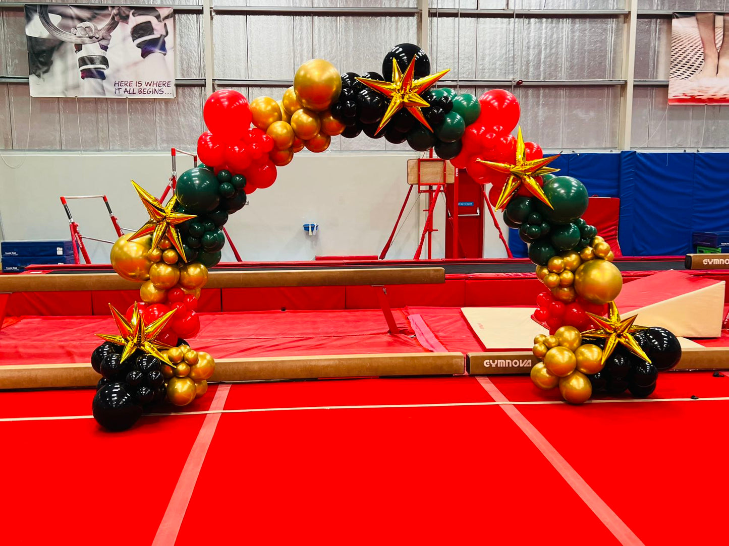 Corporate Event Balloon Gold, Red, Green and Black with Gold Star Accents Arch – Perfect for any occasion and UAE National Day