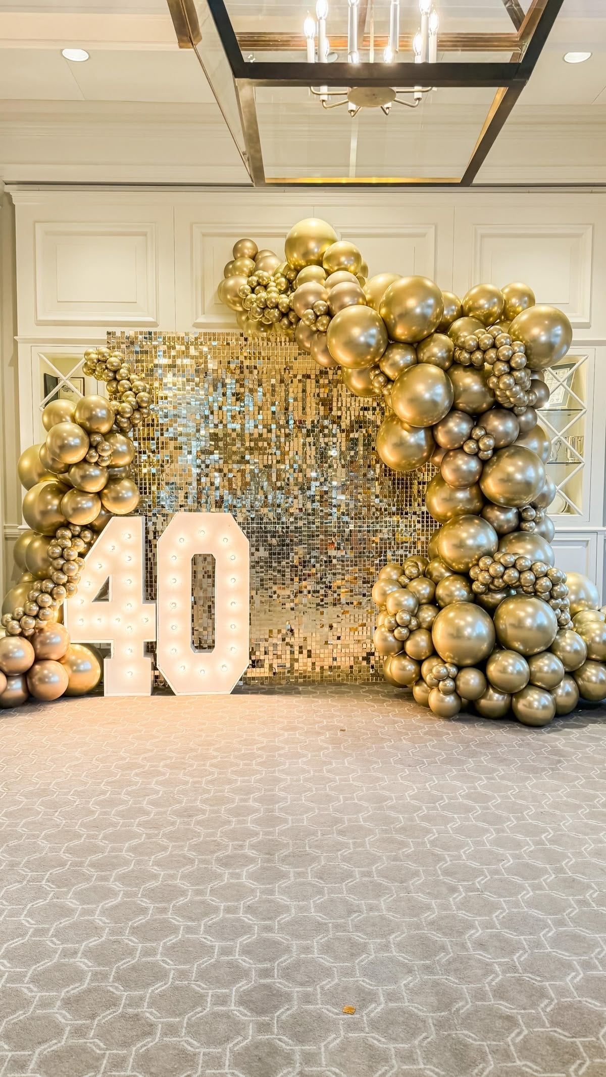 Shimmer Wall Setup with Luxe Gold Balloon Display and LED Numbers - Perfect for any Celebration