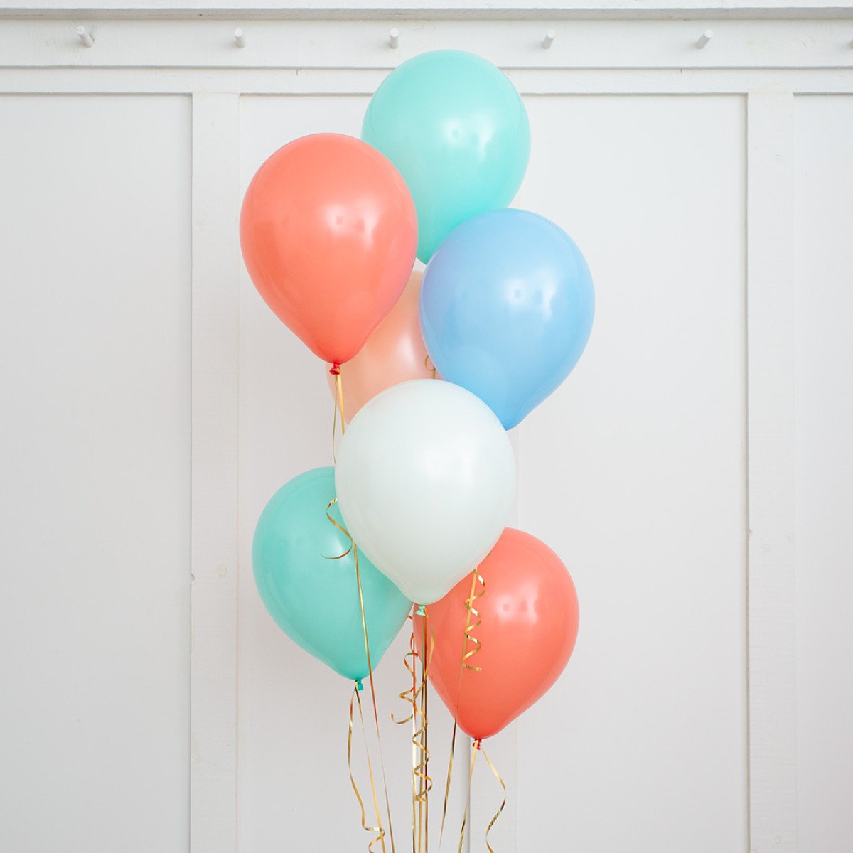 Blue, Peach and White Latex Helium Balloon Bunch - Perfect for any special occasions!