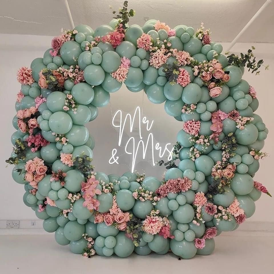 Round Chain Balloon Green with Flowers and LED Acrylic ‘Mr&Mrs’ Lights Decor Setup - Perfect for special occasions