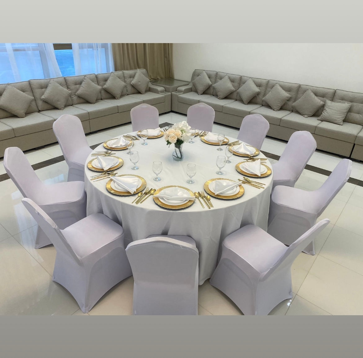 Round Table with Banquet Chairs Rental