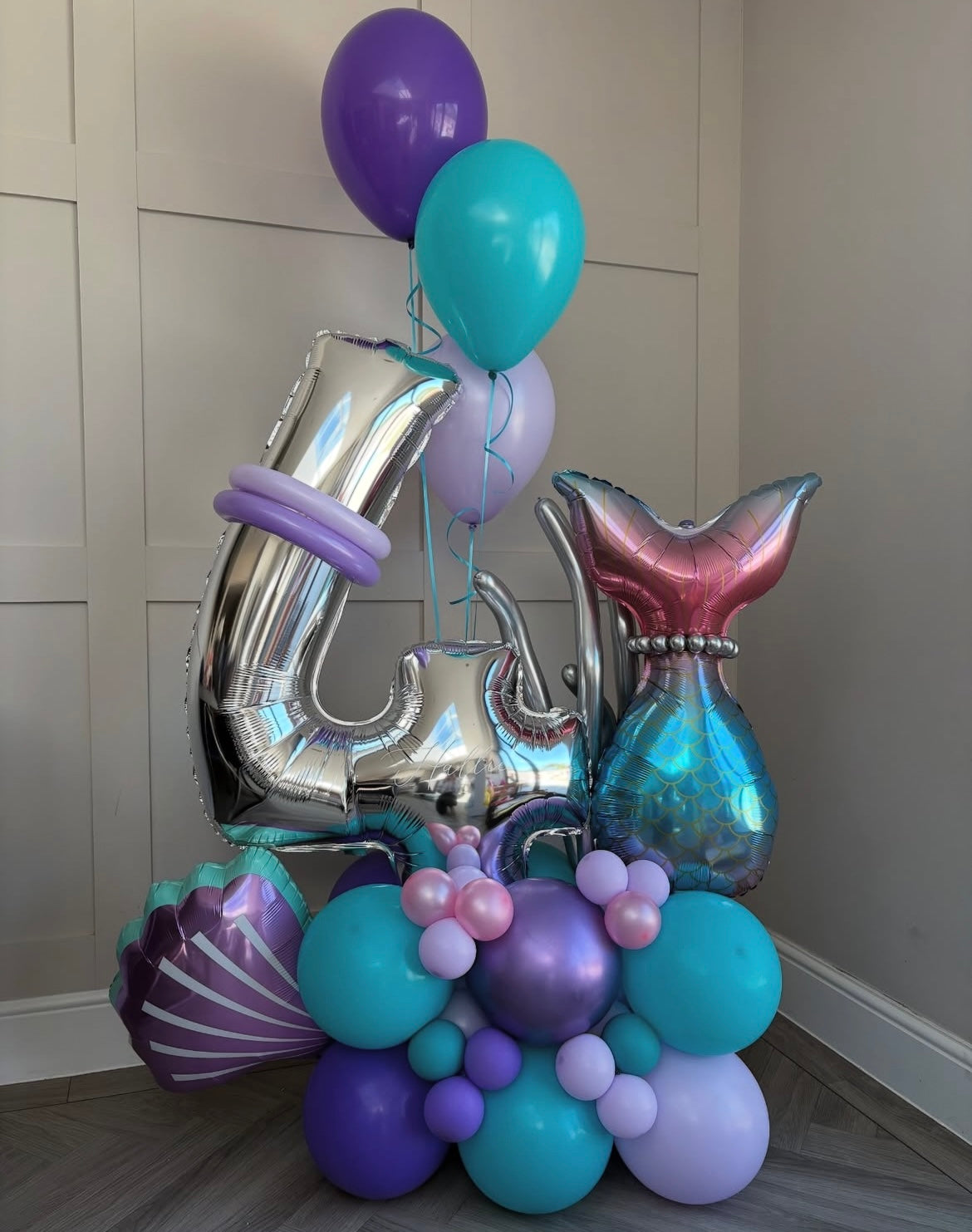 Platform Silver Number '4' with Latex Teal, Chrome Purple and Purple with Shells, Mermaid Tail and Helium Latex Bunch – Customizable Design