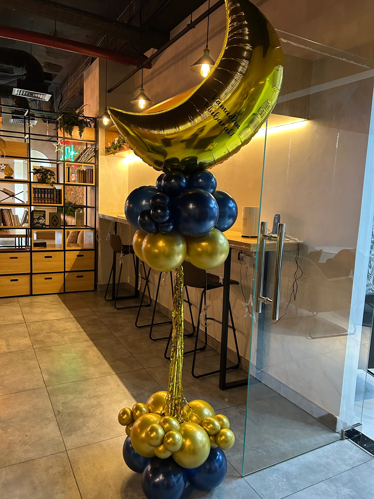 Personalised Ramadan Gold Moon with Stickers and Gold and Chrome Blue Latex Pillar/Column/Tower – Ramadan Celebration Decor