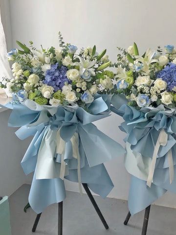 Mix Flowers Roses, Lilies and Hydrangea - Floral Fresh Bouquet