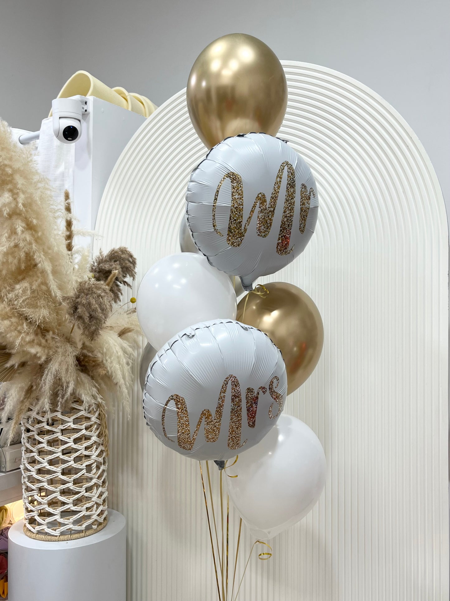 Mr & Mrs Bunch Balloons Light Gold White Silver - Customizable Design