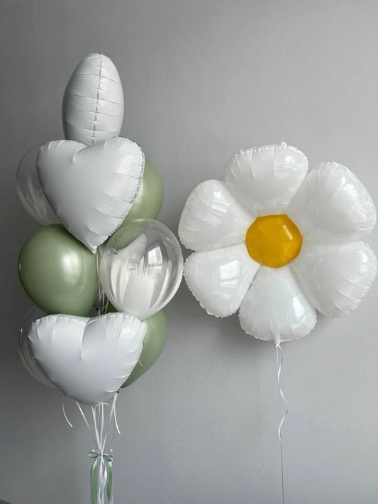 Latex Foil Bunch Green and Clear with Green Heart-Shaped and Flower Helium - Fairy-Themed Garden-Themed Perfect for any Occasions