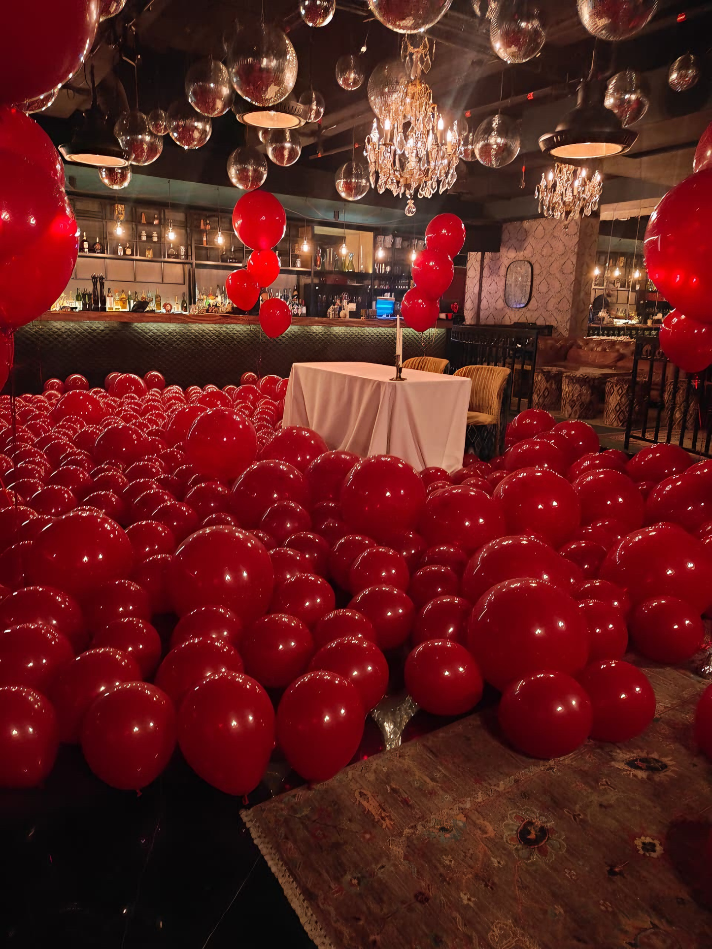 Red Helium & Floor Balloons Surprise - Perfect for special occasion Birthday, Proposal, Valentines