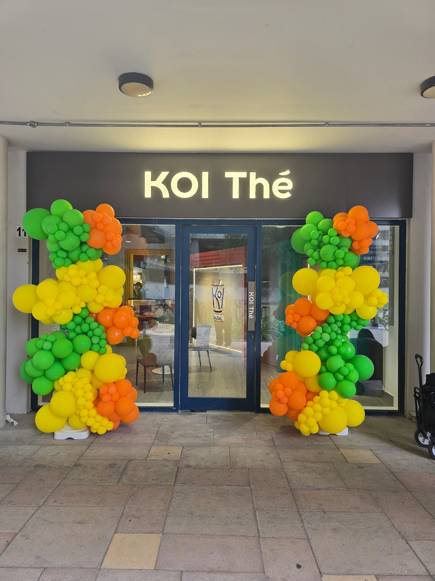 Organic Pillar/Column/Tower Latex Yellow Orange Green Chain - Customizable Design Perfect for Corporate Event, Grand Opening, Company Event!