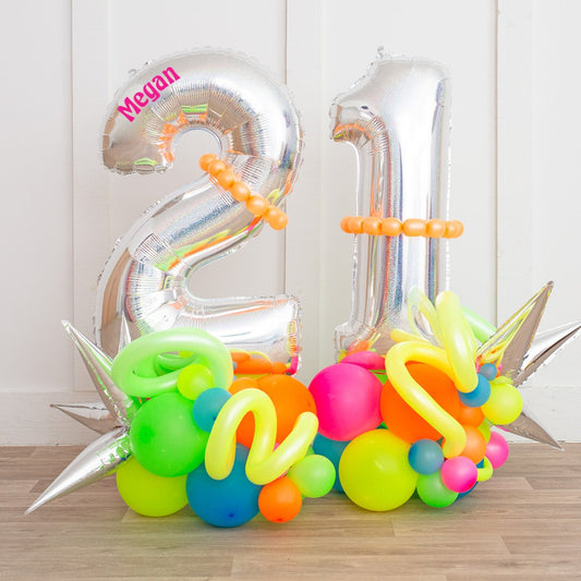 Number Balloon on Stand ‘21’ – Customizable Design and Sticker