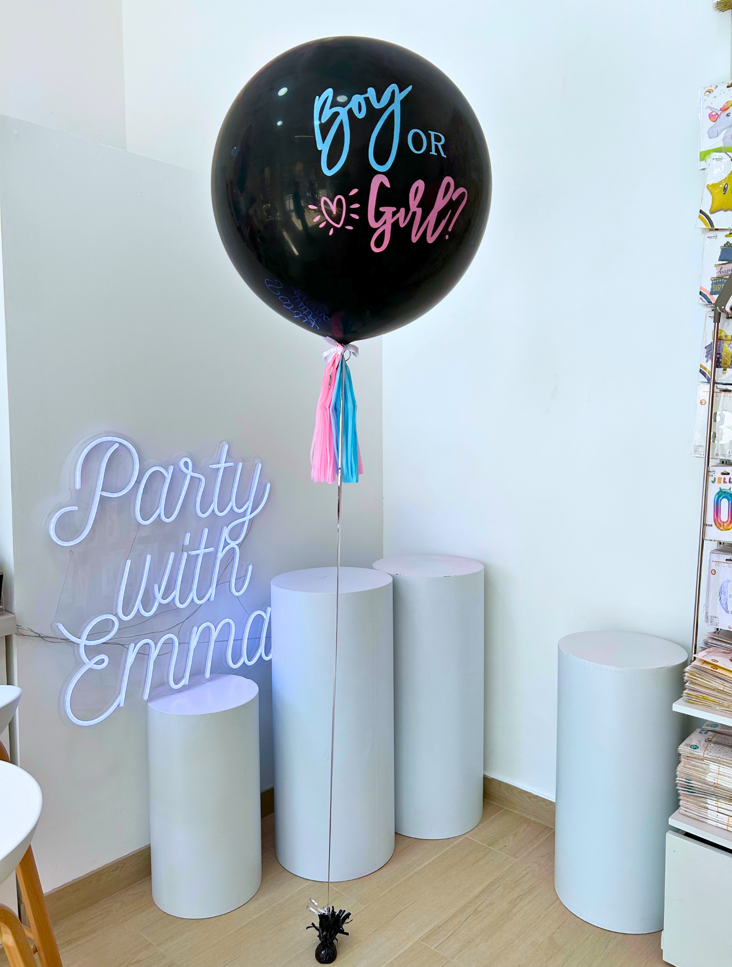 Gender Reveal Big Balloon – Exciting Decoration for Celebrating Baby's Arrival