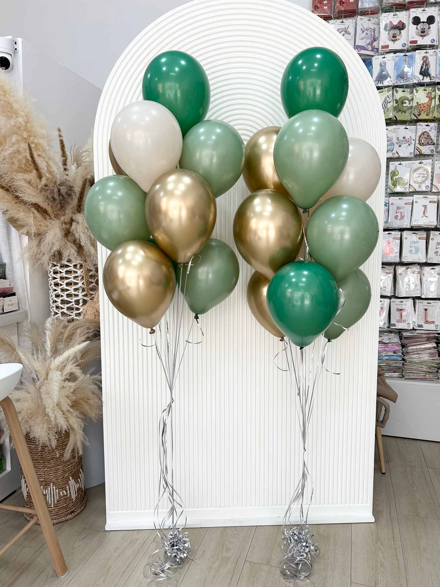 Latex Helium Balloon Dust White, Dark Green, Olive Green and Light Gold Bunch with Strings - Perfect for any special occasions!
