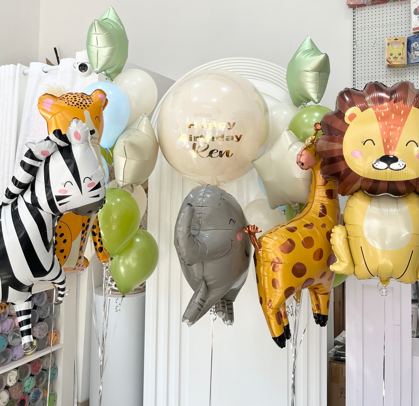 Balloons Foil Lion, Zebra, Giraffe, Elephant and Leopard with Personalised Clear with Beige and Customize Sticker, Green and Beige Stars with Helium Latex Bunch Beige, Green and Blue - Safari and Jungle-Themed Perfect for any Occasions