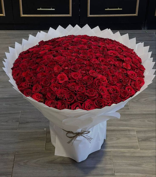 Red Roses - Floral Fresh Bouquet