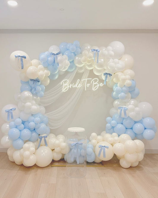 Round Organic Arrangement Garland Balloon Blue and White with LED Acrylic Customize "Bride To Be", Ribbons and White Fabric - Perfect for special occasion