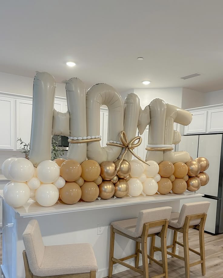 'WELCOME HOME' Platform Balloons Pastel Colors Beige Set With Ribbon