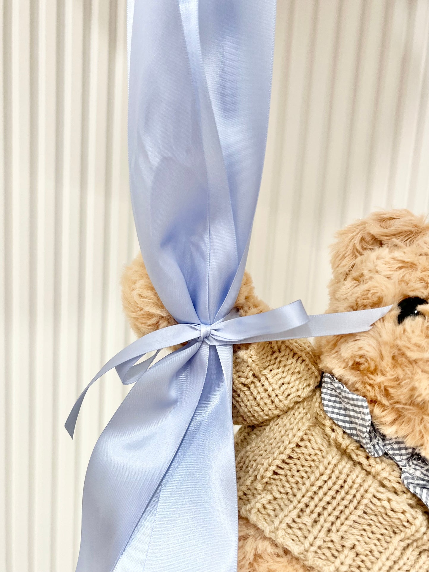 Customizable Balloon Blue and Dust White Centerpiece with Teddy Bear and Ribbons - Perfect for any Occasions