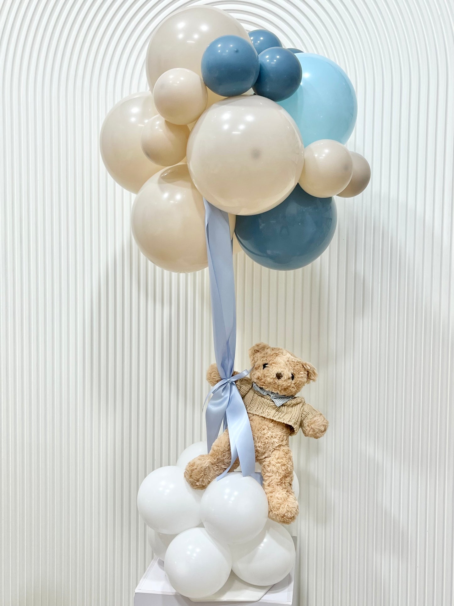 Customizable Balloon Blue and Dust White Centerpiece with Teddy Bear and Ribbons - Perfect for any Occasions