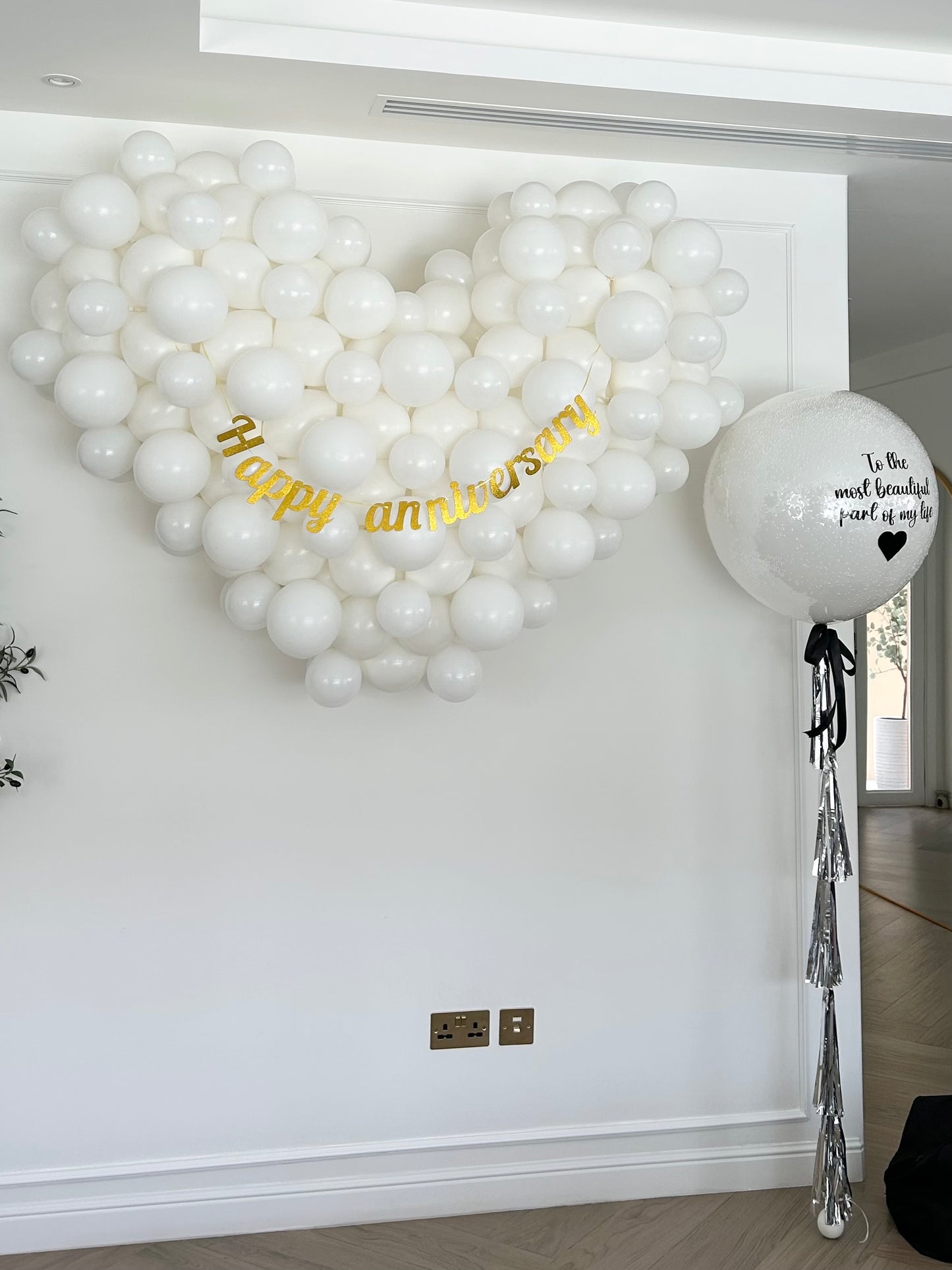Customized Heart Backdrop White Balloon with Silver ‘Happy Anniversary’ Banner and Personalised Clear with White Latex, Foam and Customize Sticker - Perfect for special occasion