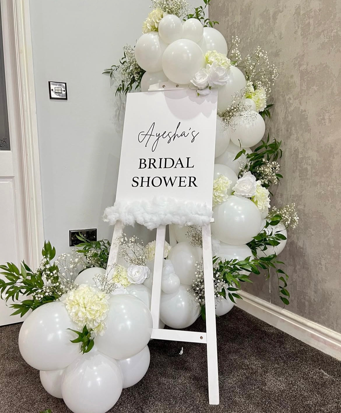 Mini Chain Balloon white with Customizable KT Board with Stand and Flowers  - Perfect for any Special Occasions