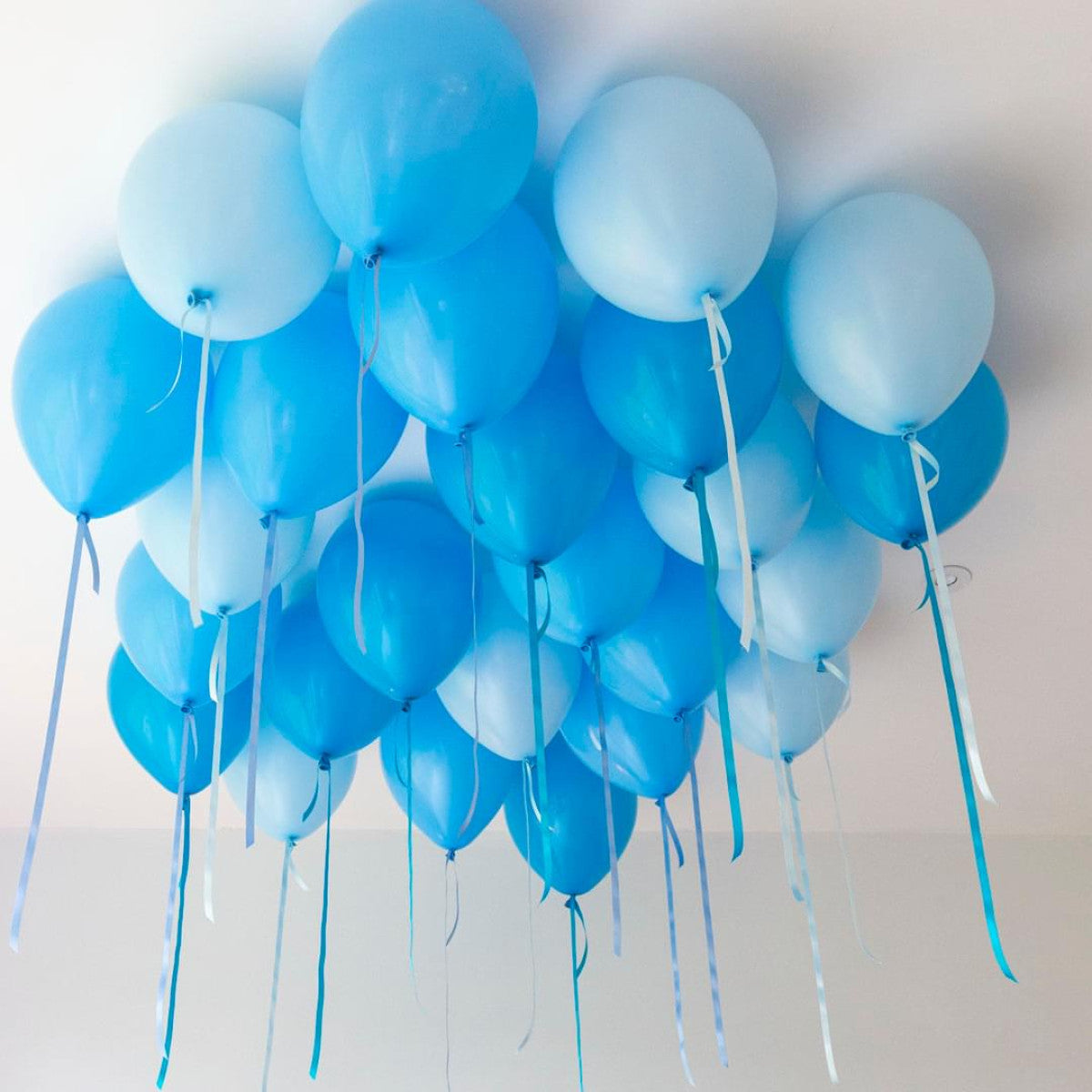 Sky Blue Helium Ceiling Balloons Elevate Your Celebration with Stunning Helium Ceiling Balloons Helium Balloon Bouquet