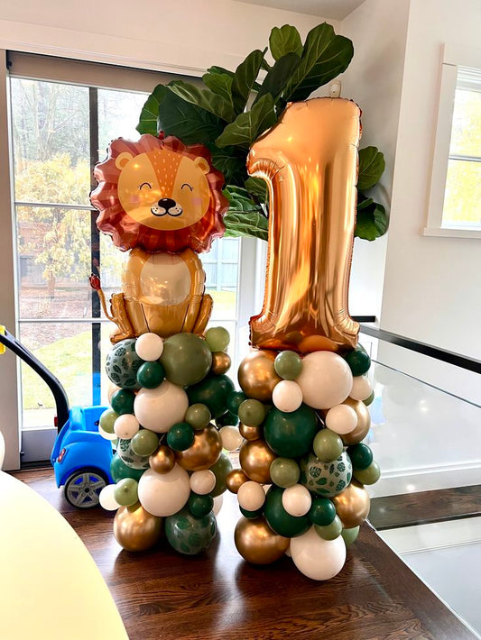 Number Matte Green Balloon on Stand ‘1’ with Lion, Animal Print, Safari and Jungle-Themed Events