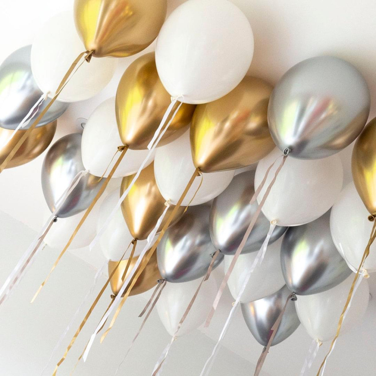 Stylish Metallic Helium Ceiling Balloons Elevate Your Celebration with Stunning Helium Ceiling Balloons Helium Balloon Bouquet