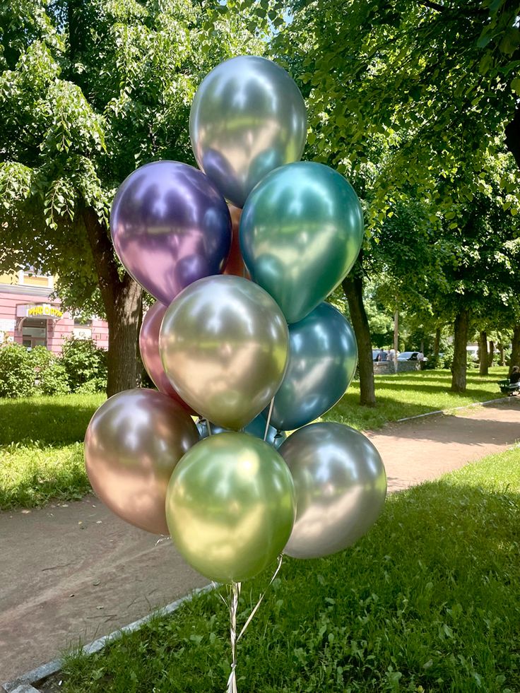 Latex Helium Bunch Chrome Green, Silver, Pink, Teal and Purple Balloons with Silver Strings - Perfect for Special Occasions!