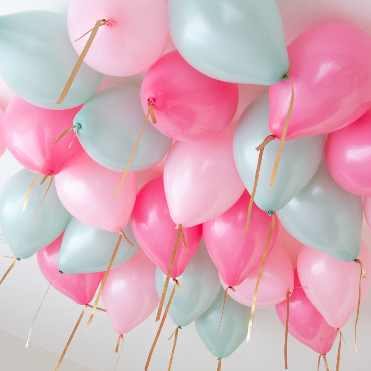 Pink Mint Helium Ceiling Balloons Elevate Your Celebration with Stunning Helium Ceiling Balloons Helium Balloon Bouquet